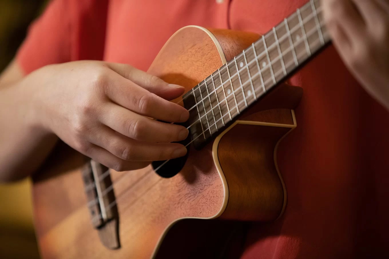 Укулеле зі звукознімачем Ortega Earth RUDAWN-CE Concert Ukulele Okoume Preamp Dawn Sunburst