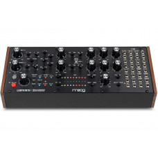 Синтезатор MOOG LABYRINTH