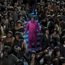 Oliver Tree – Alone In A Crowd (LP, Album, Red (Apple), Blue (Blue Jay) & Black Tri-Colour Vinyl)